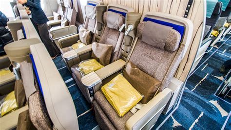 Check Out the New Seats on China Airlines’ A350 .
